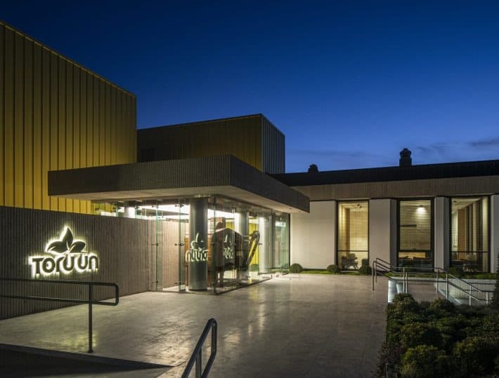 Toru Flour Administrative Building | D211 Architecture